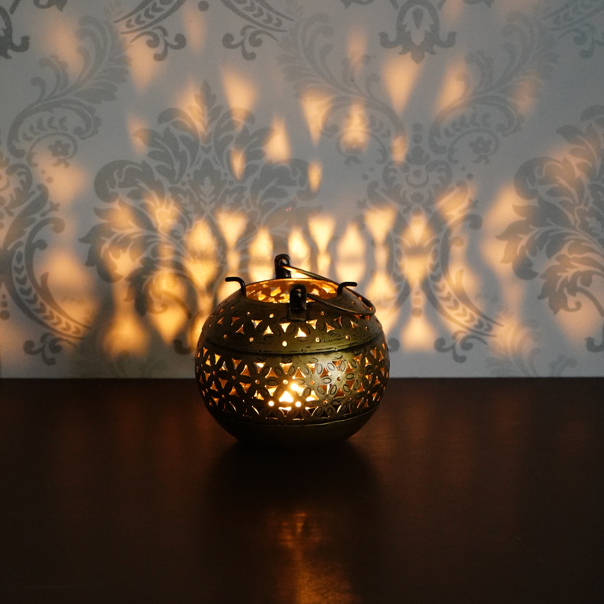 Antique Tealight Candle Holder For Home Decoration